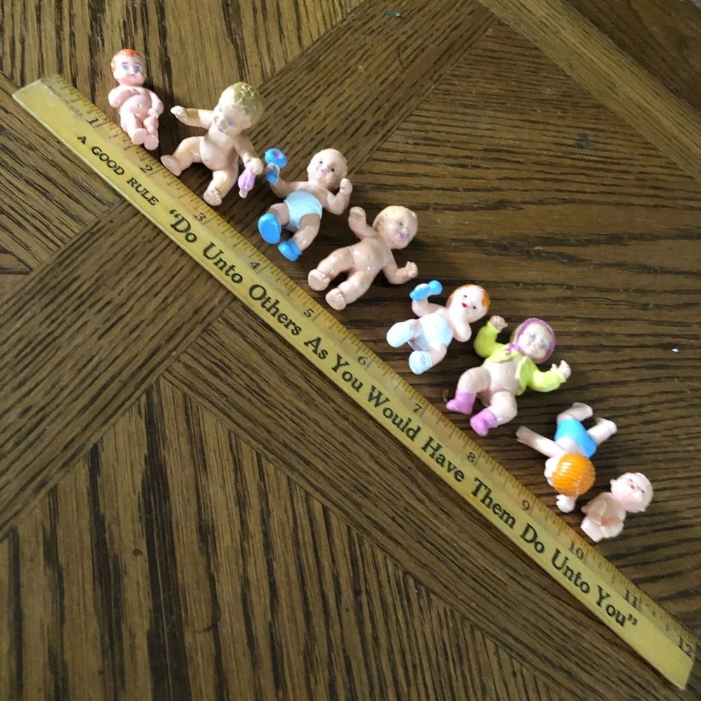 Assorted Vintage Dollhouse Babies